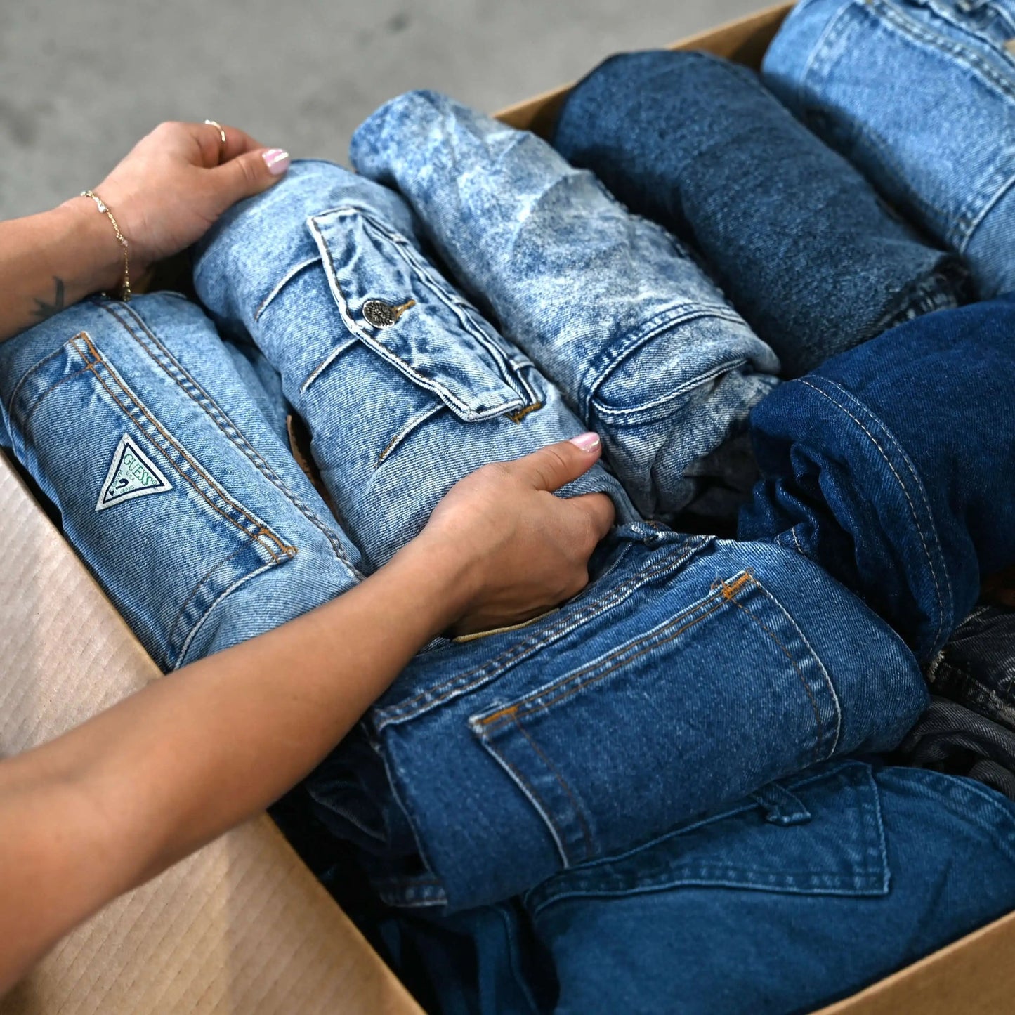 Wholesale 80s/90s High Waisted Jeans