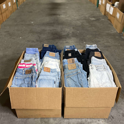 Wholesale 80s/90s High Waisted Jeans